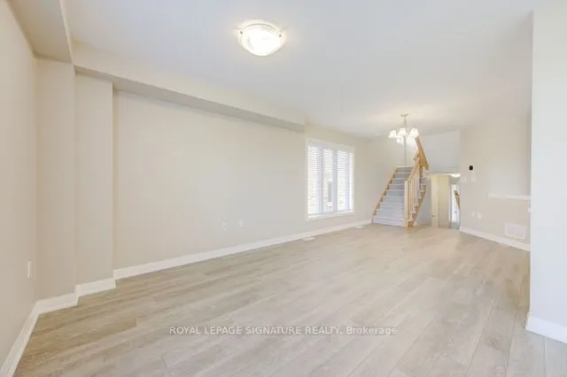 Additional image 9 of 114 Laguna Village Cres