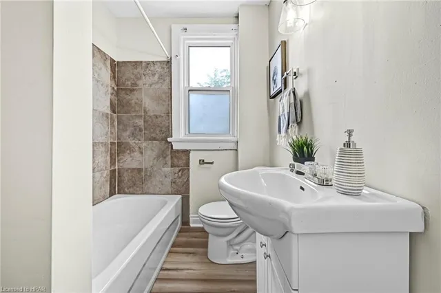 Additional image 14 of 1 Milton Ave