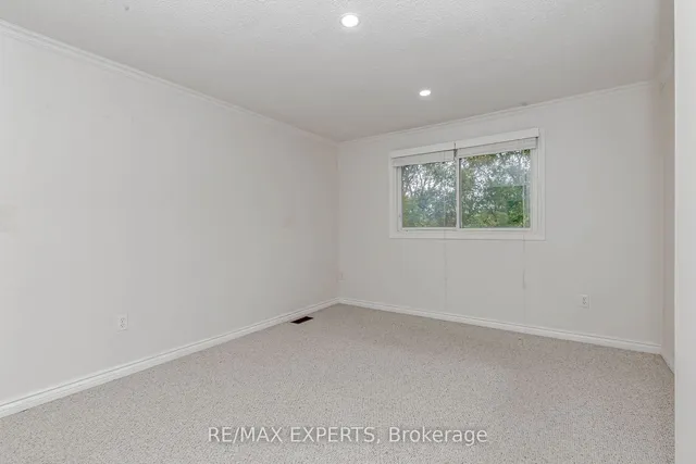 Additional image 22 of 34 Bow Valley Dr Unit 9