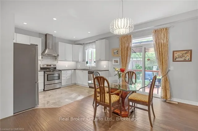 Additional image 12 of 93 SOUTHSHORE CRESCENT