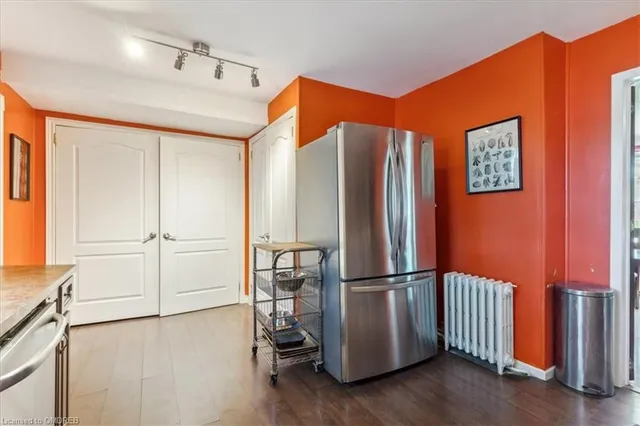 Additional image 9 of 2076 Churchill Ave