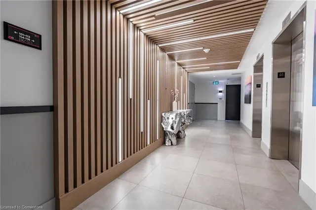 Additional image 19 of 600 North Service Rd Unit 508