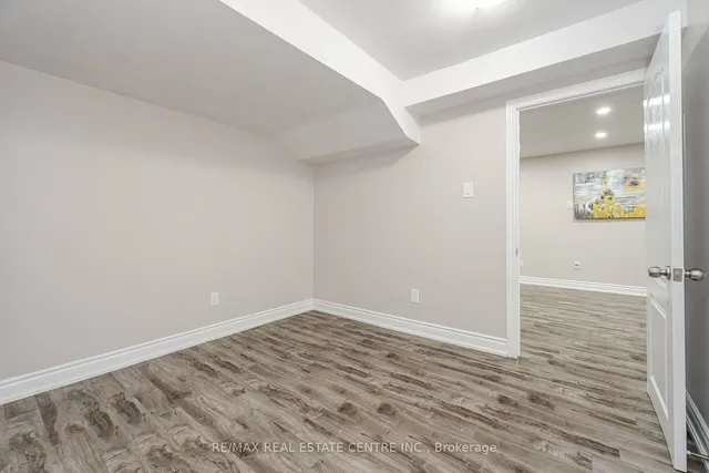 Additional image 36 of 1016 Mccuaig Dr