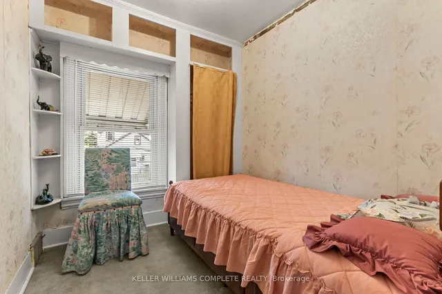 Additional image 21 of 11 FORD St