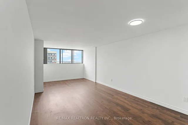 Additional image 15 of 10 Tapscott Rd Unit 1110