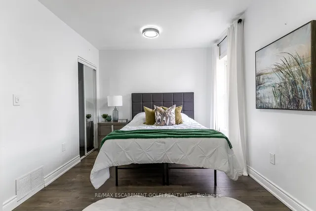 Additional image 26 of 334 Cannon St