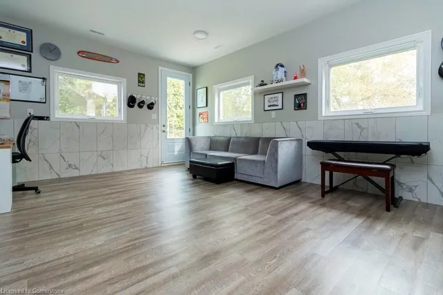 Additional image 47 of 183 Sunnyridge Rd