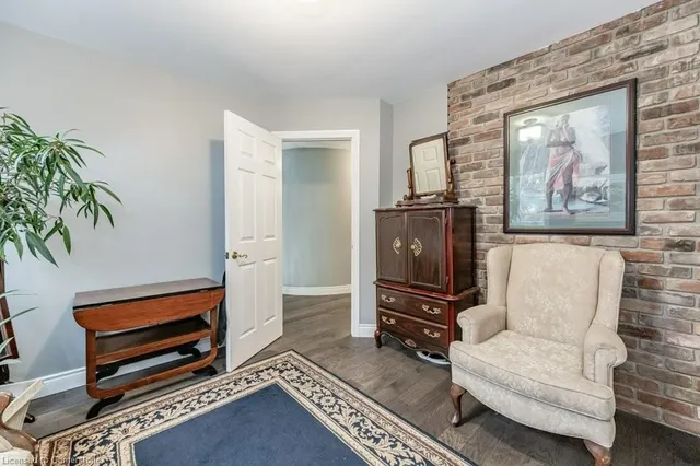 Additional image 14 of 682 Westover Rd