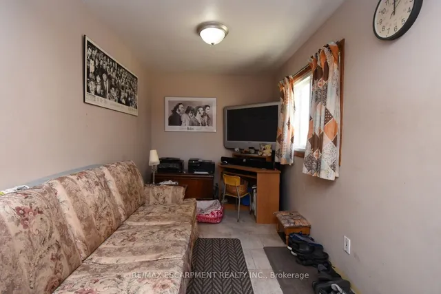 Additional image 17 of 152 West 4th St