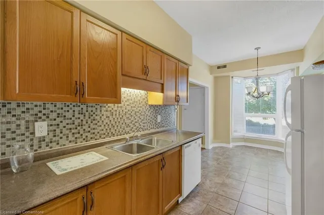 Additional image 20 of 416 Limeridge Rd Unit 109