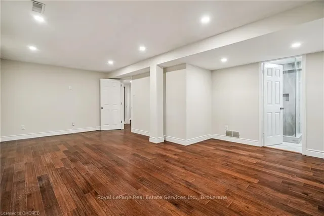 Additional image 37 of 1513 UPPER MIDDLE Rd Unit 3