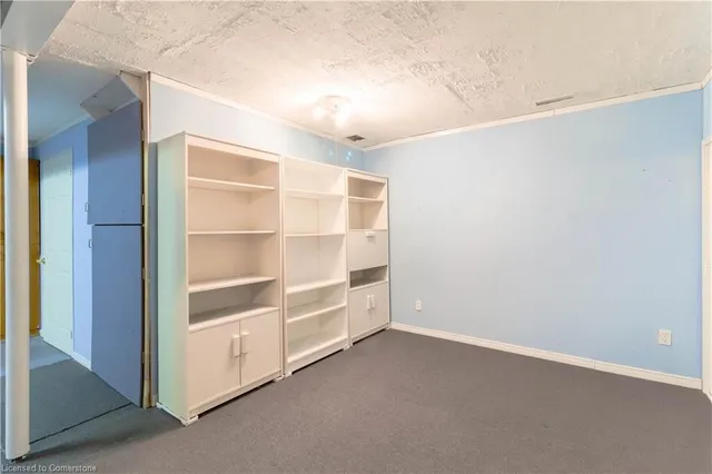 Additional image 32 of 331 Silverbirch Blvd