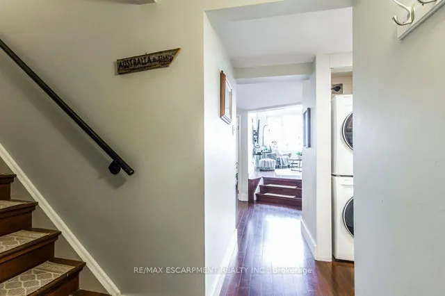 Additional image 9 of 50 Main St Unit 405