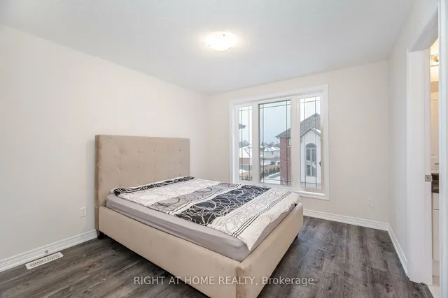 Additional image 20 of 19 Picardy Dr Unit 44