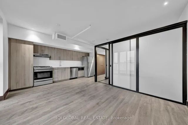 Additional image 6 of 121 King St Unit 404