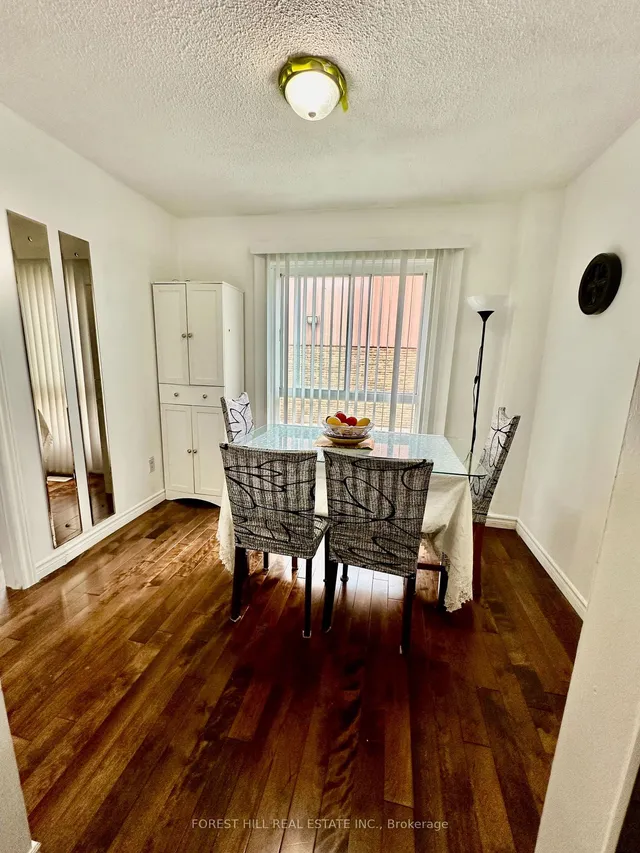 Additional image 7 of 28 Thorny Vineway