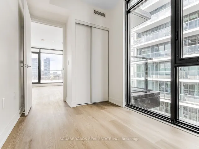 Additional image 11 of 1 Jarvis St Unit 1010