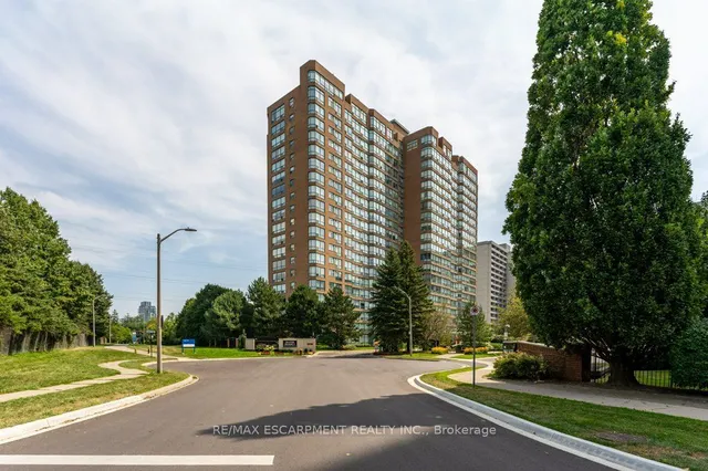 1276 Maple Crossing Blvd Unit 310