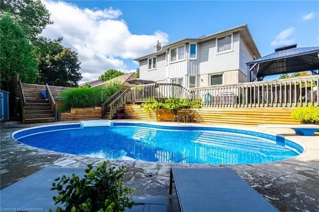 Additional image 44 of 196 Amberly Blvd