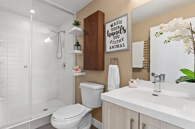 Additional image 12 of 2087 FAIRVIEW St Unit 1304