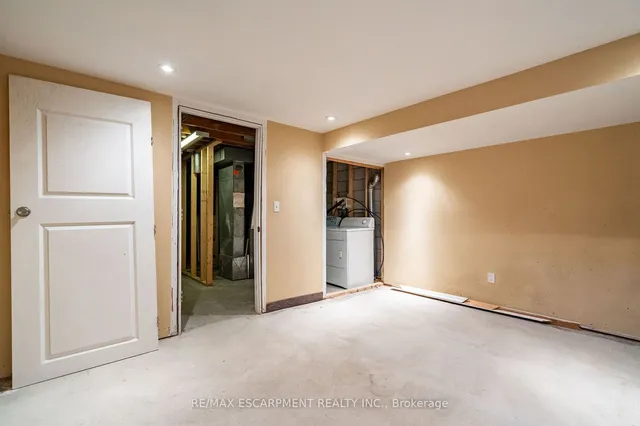 Additional image 19 of 47 Bobolink Rd