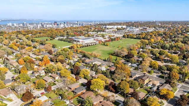 Additional image 39 of 10 Fisher Cres