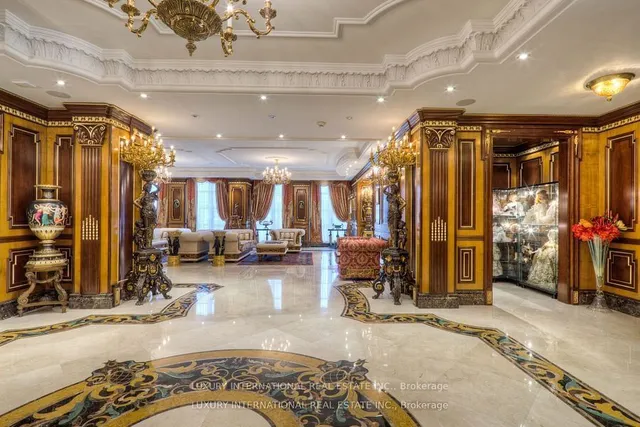 Additional image 3 of 118 Yorkville Ave Unit 703