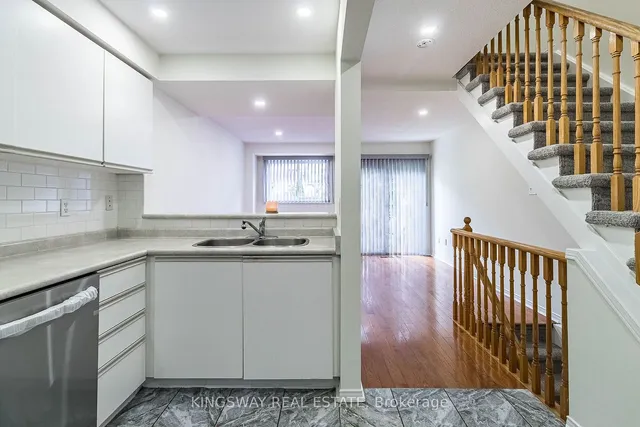 Additional image 8 of 2920 Headon Forest Dr Unit 11