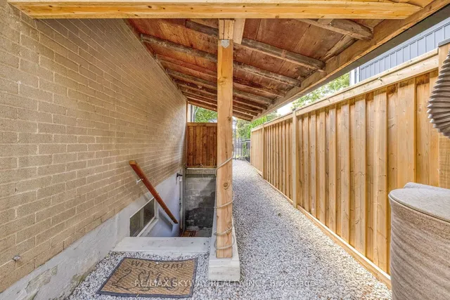 Additional image 38 of 279 ELMWOOD Cres