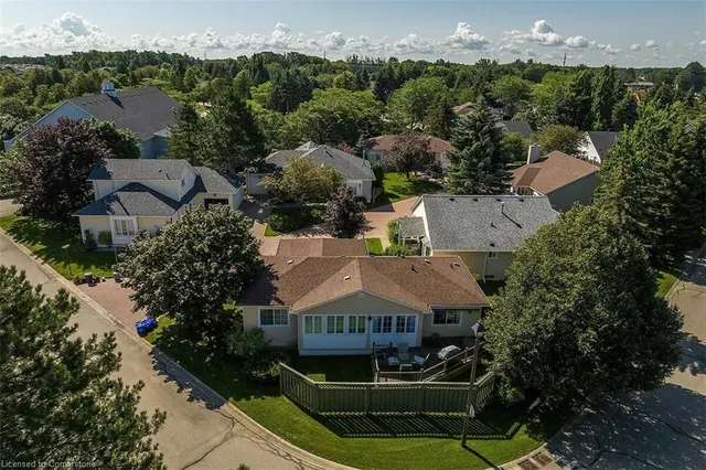 Additional image 26 of 376 Silverbirch Blvd