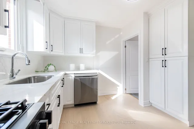 Additional image 20 of 46 Upper Walker Ave