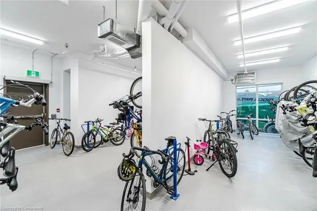 Additional image 42 of 460 Dundas St Unit 1105