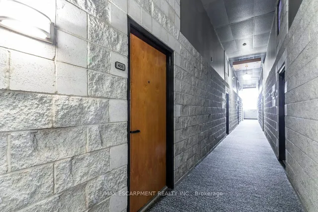 Additional image 7 of 50 Main St Unit 405