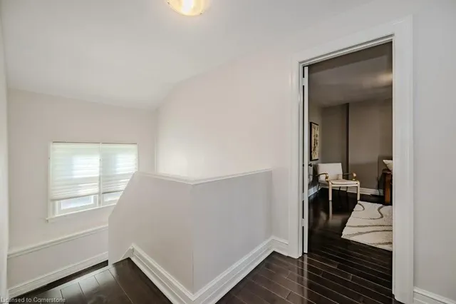 Additional image 27 of 2 Chedoke Ave