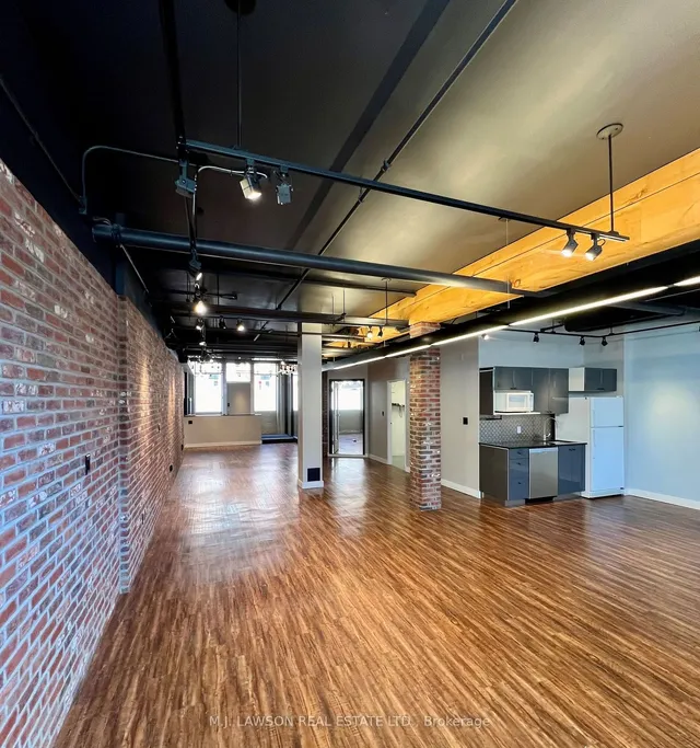 Additional image 3 of 80 Sherbourne St Unit 101