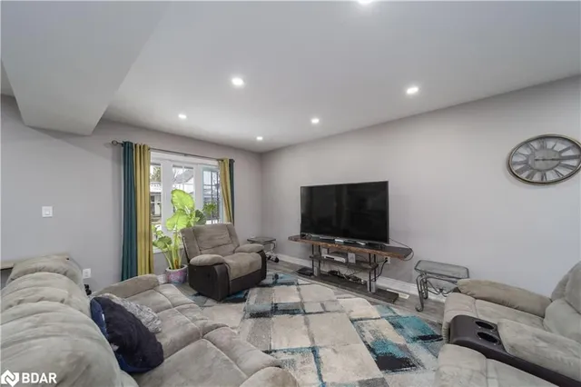 Additional image 6 of 96 Province St