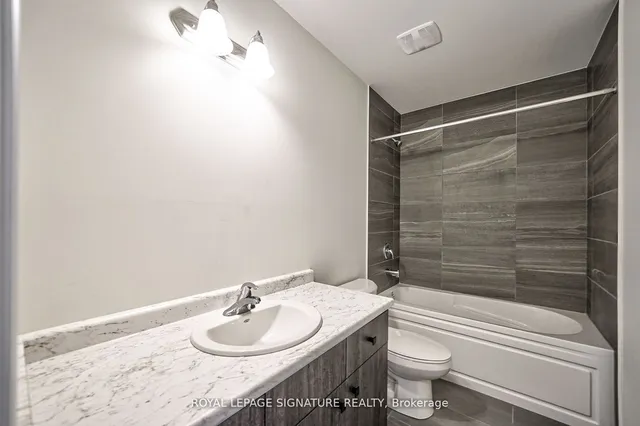 Additional image 16 of 5 Roxanne Dr Unit 125