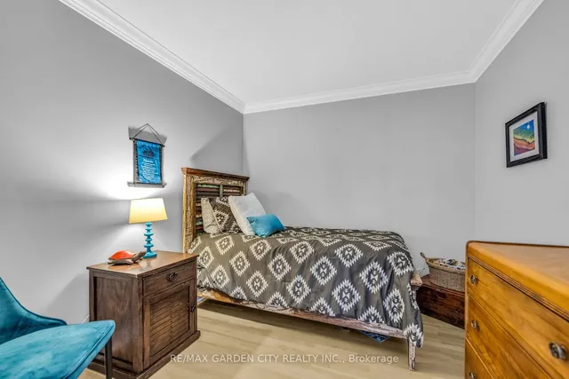 Additional image 24 of 515 North Service Rd Unit 23