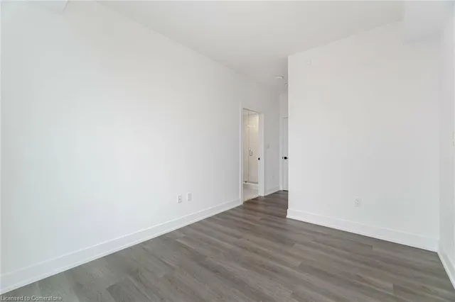 Additional image 27 of 460 Dundas St Unit 1105