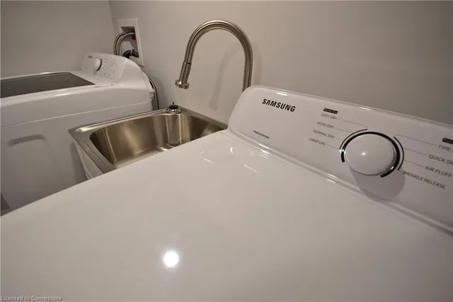 Additional image 31 of 66 Dundurn St