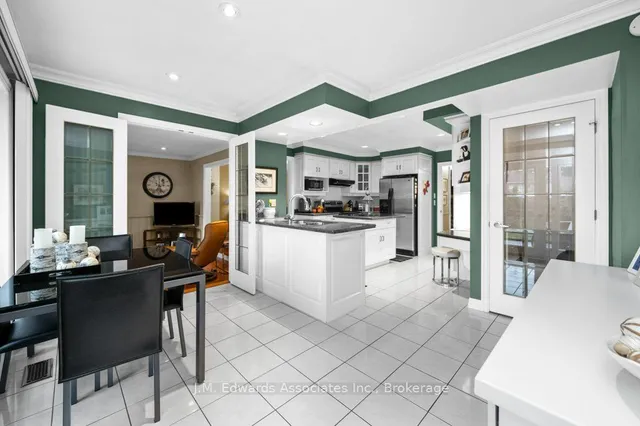 Additional image 29 of 481 Townsend Ave