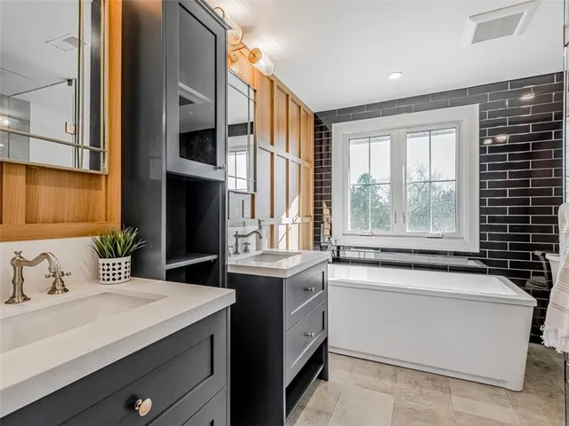 Additional image 27 of 5502 EATON Ave