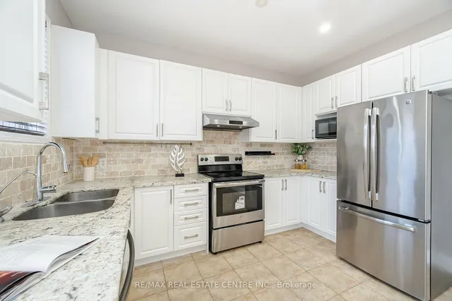 Additional image 16 of 1016 Mccuaig Dr