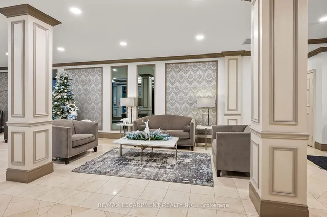 Additional image 3 of 442 Maple Ave Unit 1103