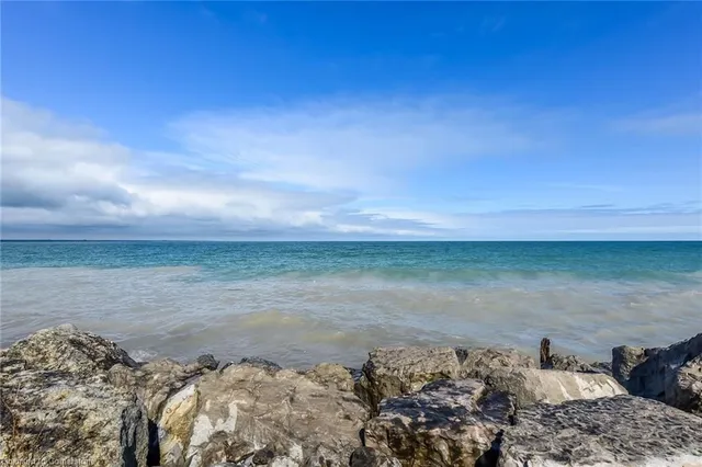 Additional image 37 of 125 Shoreview Pl Unit 114