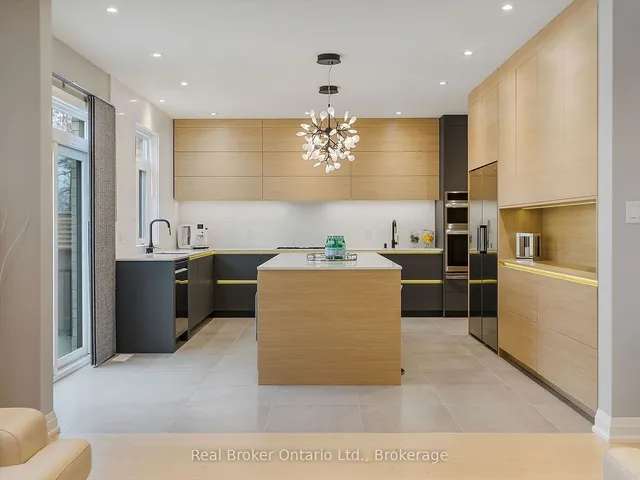 Additional image 17 of 395 Klein Circ