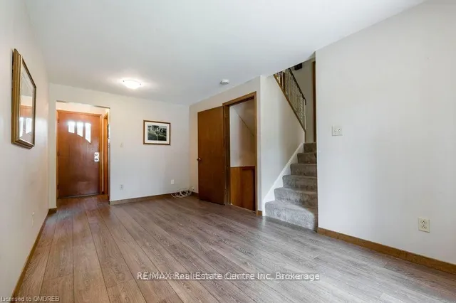 Additional image 20 of 17 MARY St