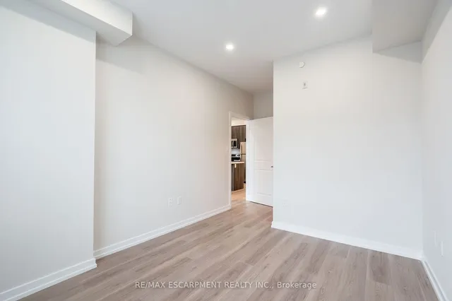 Additional image 27 of 125 Shoreview Pl Unit 205