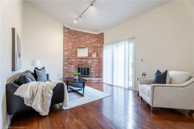 Additional image 19 of 54 Goldcrest Dr