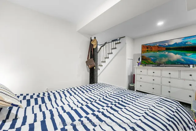 Additional image 33 of 110 Avondale St